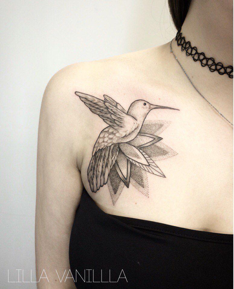 Художественная татуировка «Колибри»