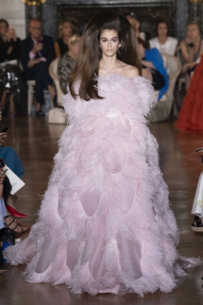 Розовый фламинго как источник вдохновения для дизайнеров одежды, фото № 24