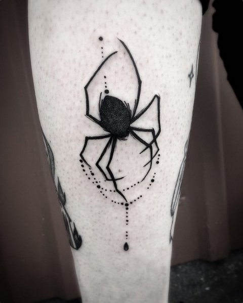 До ужаса красивые татуировки паука на руке: 35 фото