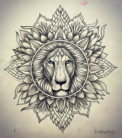 Татуировка льва с узорами