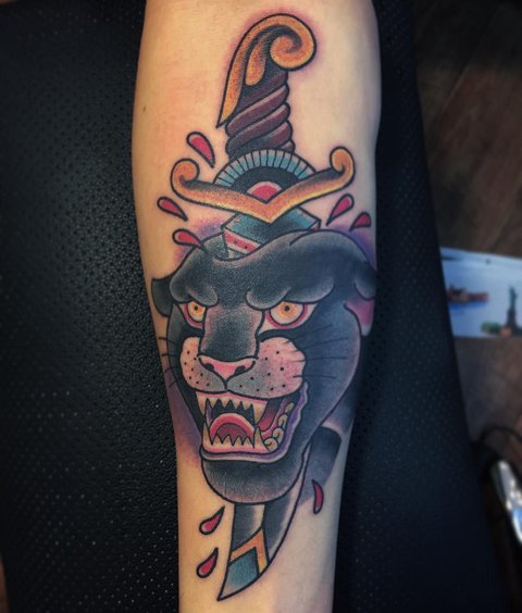 Татуировка пантера в стиле Олд Скул