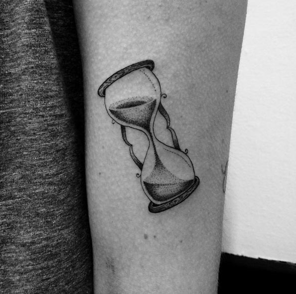 Dotwork hourglass tattoo by Tiago Oliveira