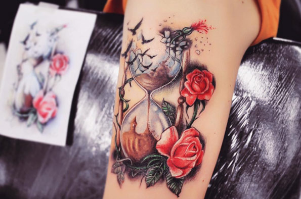 Romantic hourglass tattoo by Anna Yershova