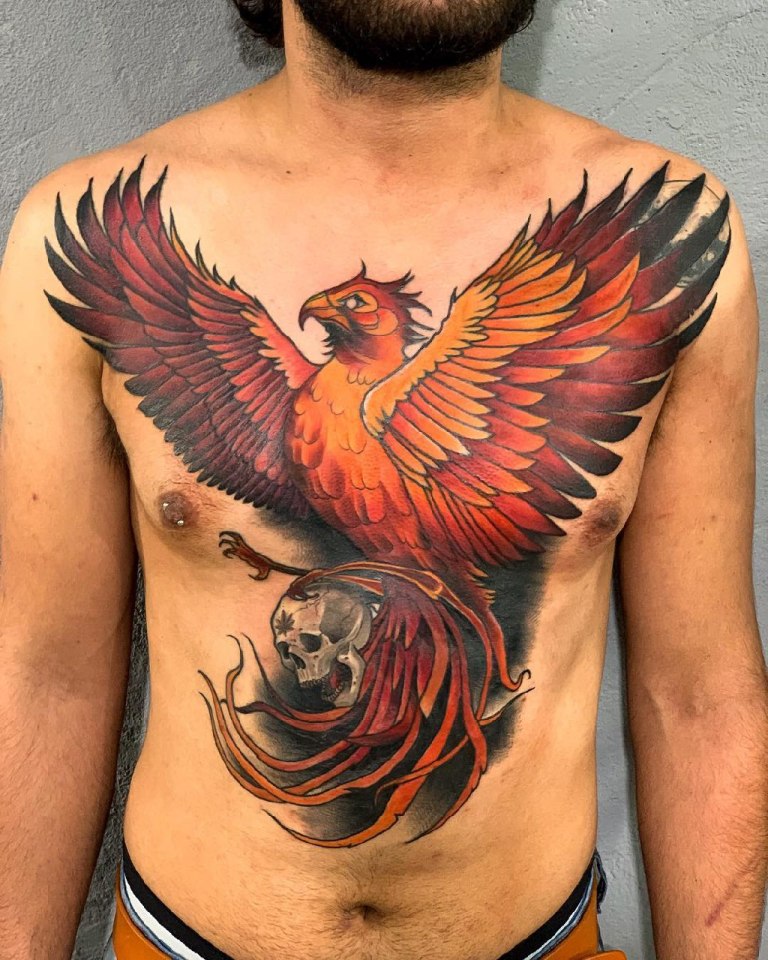 Татуировка феникс с черепом