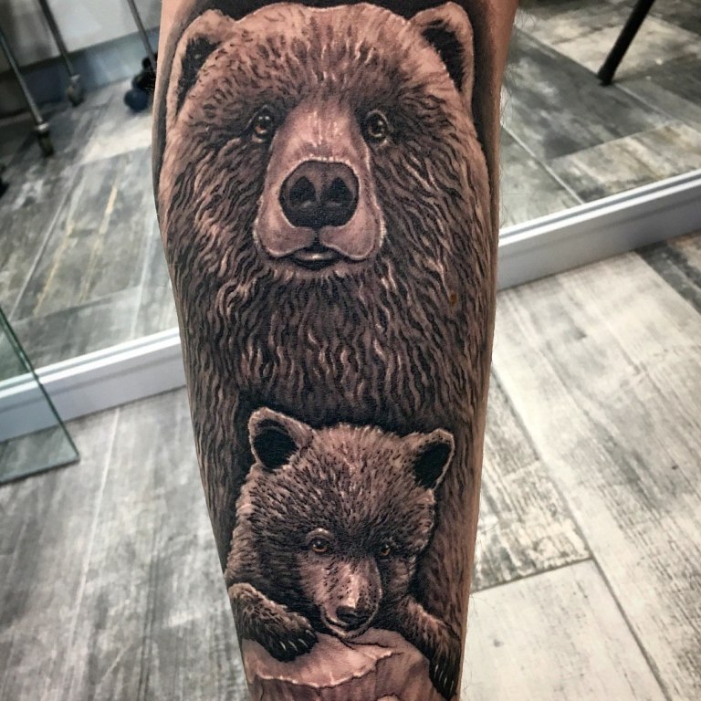 значение татуировки медведя