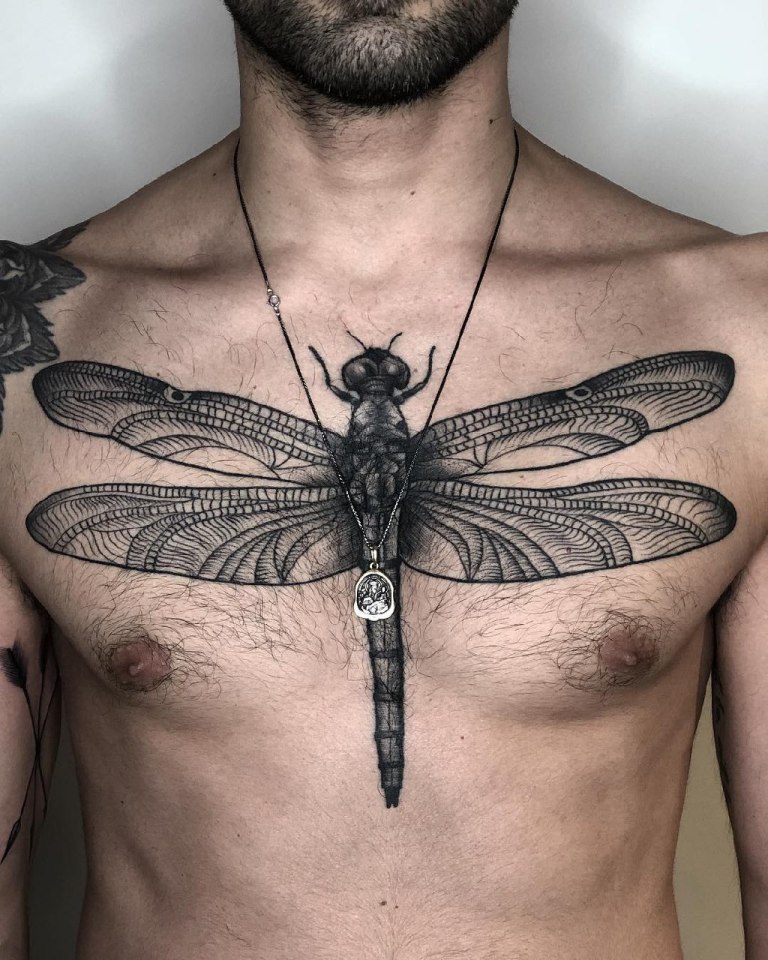 татуировка стрекоза