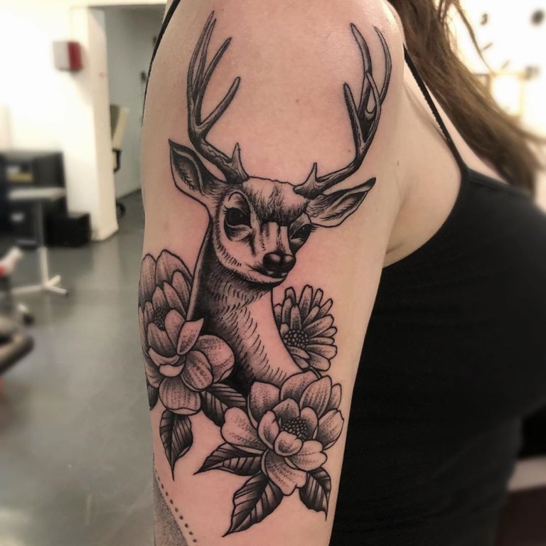 что означает татуировка олень