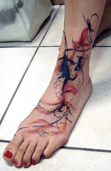 Татуировка на ступне