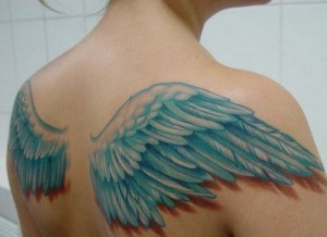 татуировка крыльев