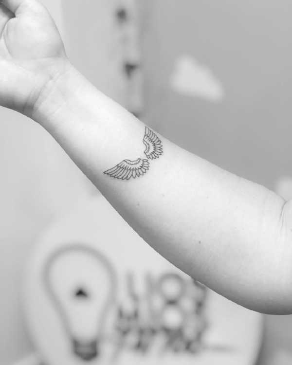 Маленькая татуировка на запястье для девушек – [50 Фото] Маленькие